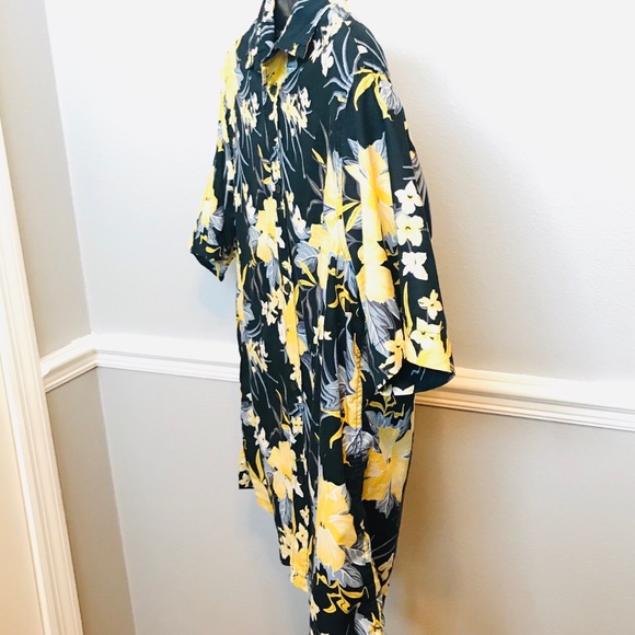 Men’s casual shirt. Light weight material. - Picture 2 of 3